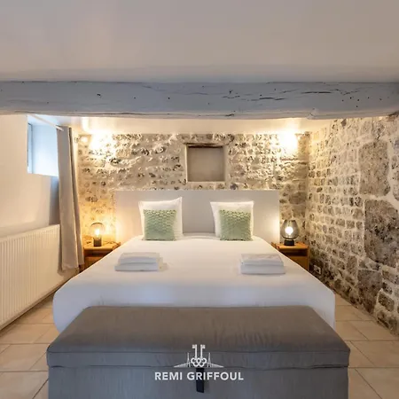 Semesterbostad Family - In The Heart Of 8 Guests Private Garden *