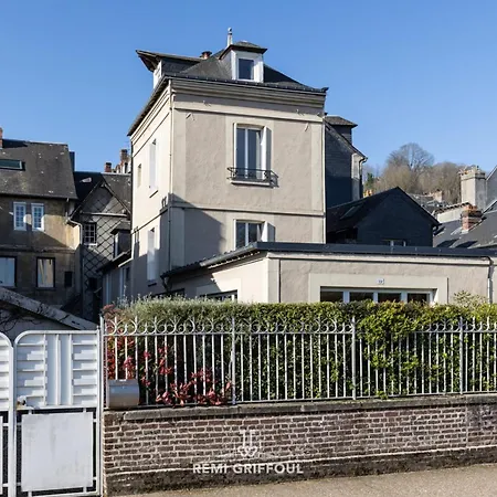 Semesterbostad Family - In The Heart Of 8 Guests Private Garden