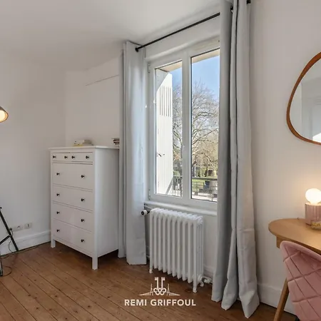 Family - In The Heart Of 8 Guests Private Garden